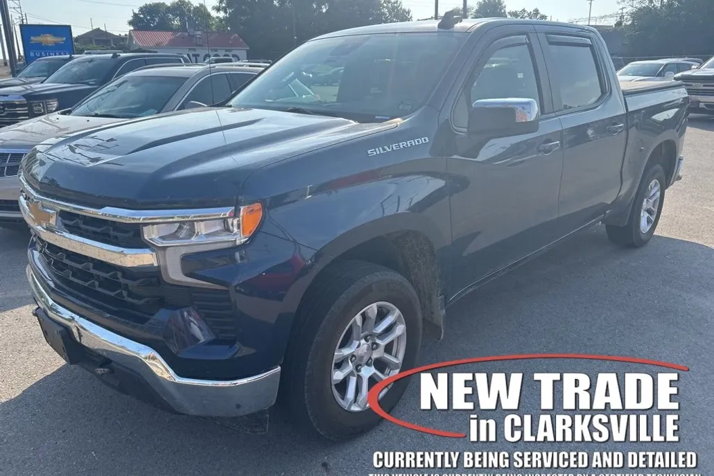 2022 Chevrolet Silverado 1500 LT photo 1