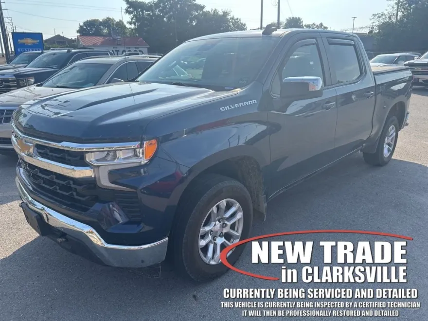 2022 Chevrolet Silverado 1500 LT photo 1