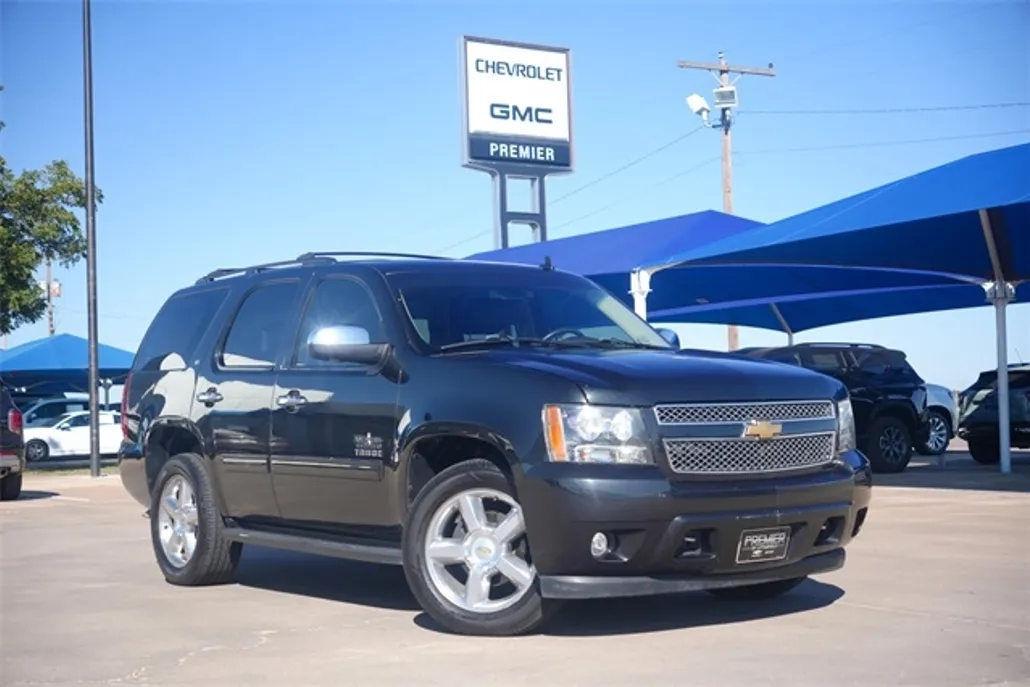 2012 Chevrolet Tahoe LT photo 1