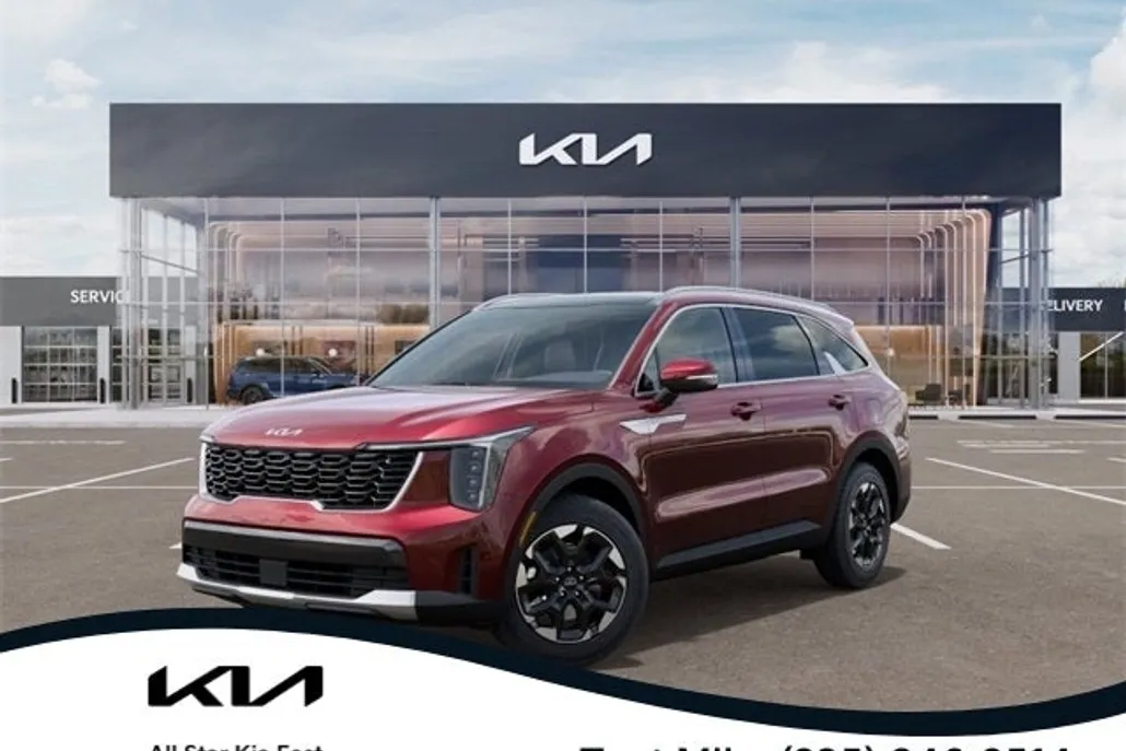 2025 Kia Sorento S photo 1