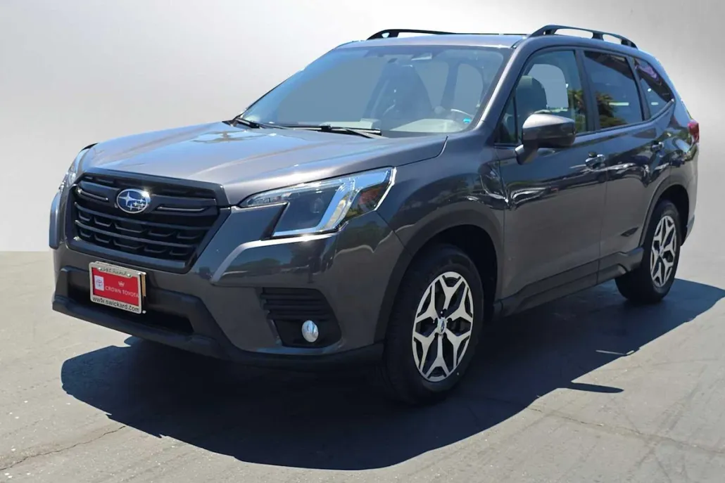 2022 Subaru Forester Premium photo 1
