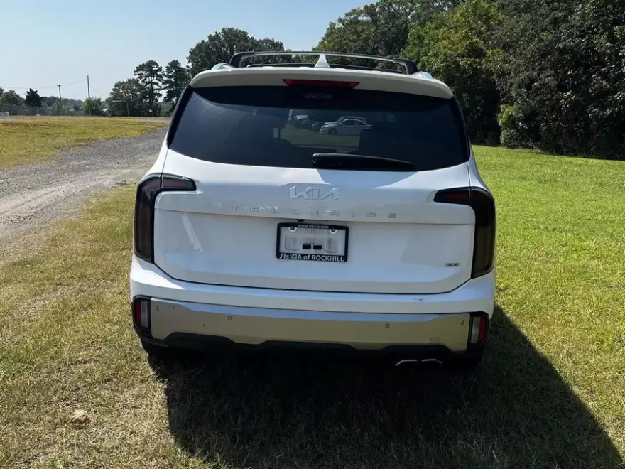 2023 Kia Telluride EX photo 1