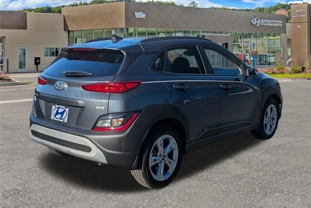 2022 Hyundai Kona N Line SEL photo 1