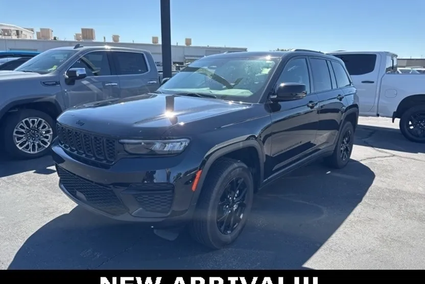 2024 Jeep Grand Cherokee Laredo Altitude X photo 1