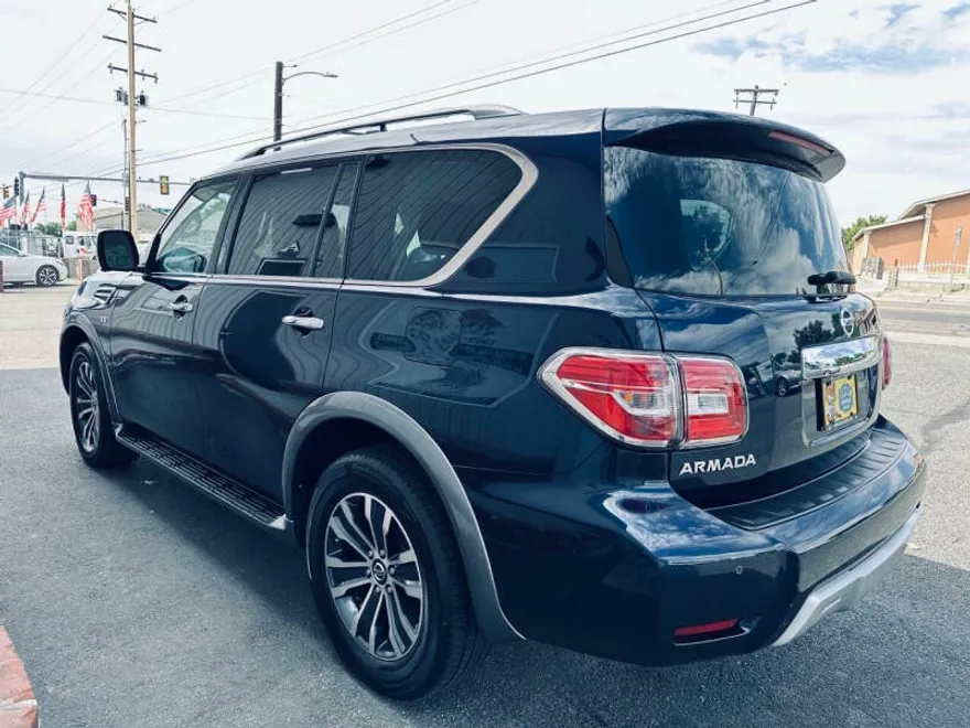 2018 Nissan Armada SL photo 1