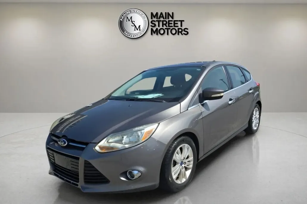 2012 Ford Focus SEL photo 1