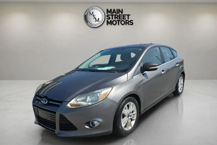 2012 Ford Focus SEL photo 1