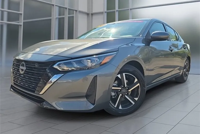 2024 Nissan Sentra SV photo 1