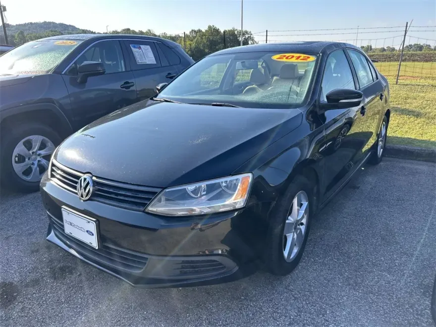 2012 Volkswagen Jetta TDI photo 1