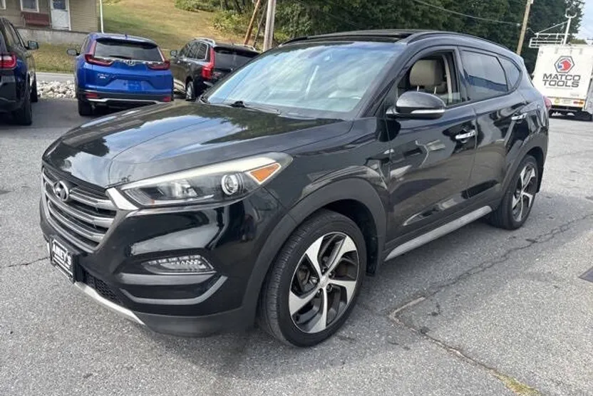 2017 Hyundai Tucson Limited photo 1