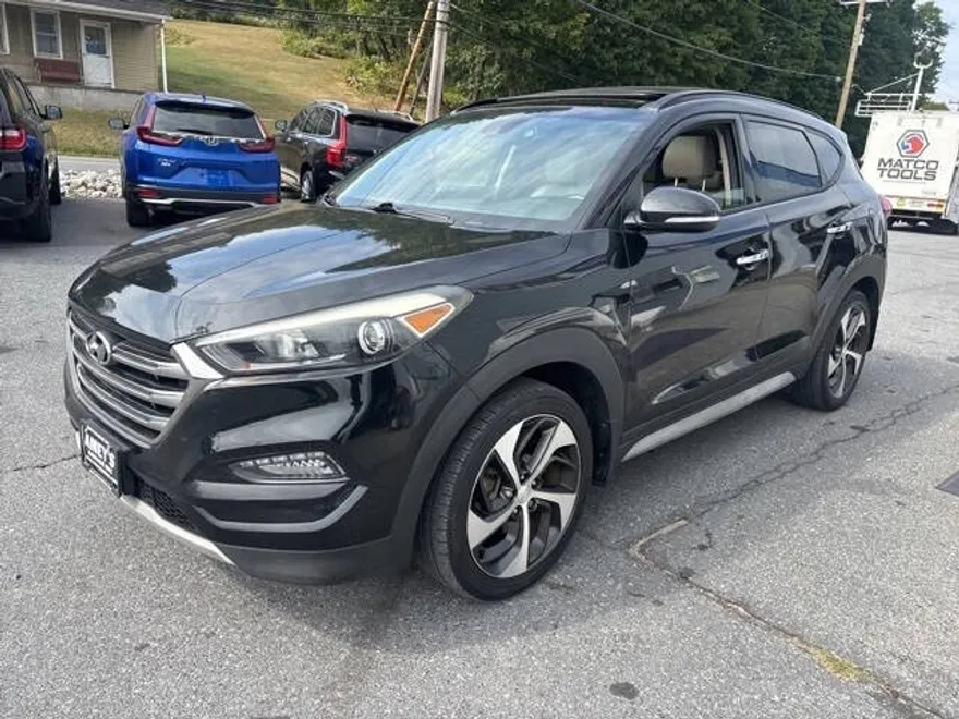 2017 Hyundai Tucson Limited photo 1