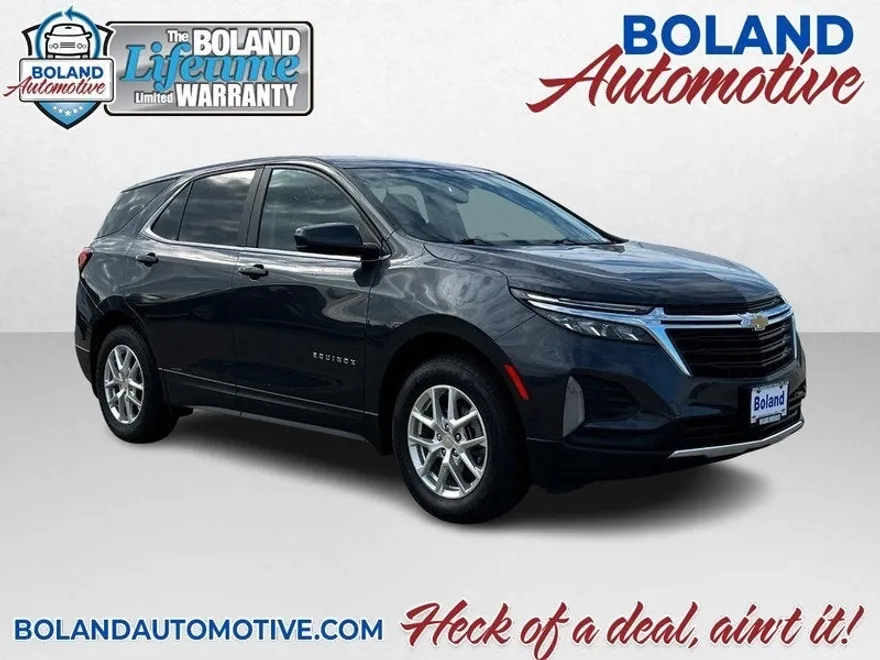 2023 Chevrolet Equinox LT photo 1