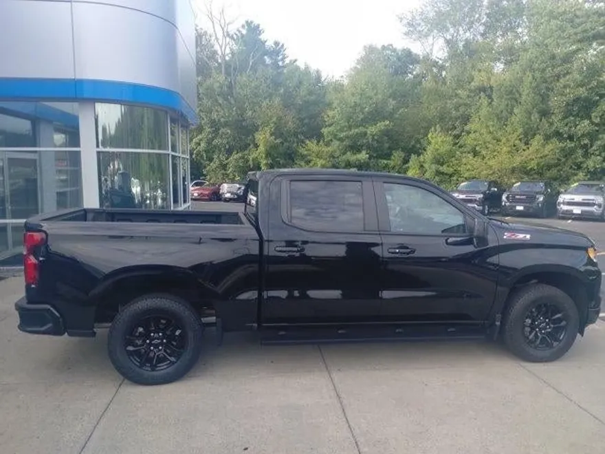 2023 Chevrolet Silverado 1500 RST photo 1