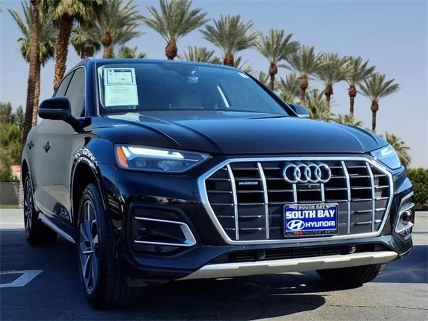 2021 Audi Q5 45 Premium Plus photo 1