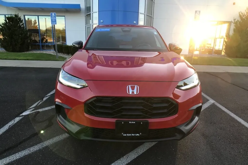 2024 Honda HR-V Sport photo 1