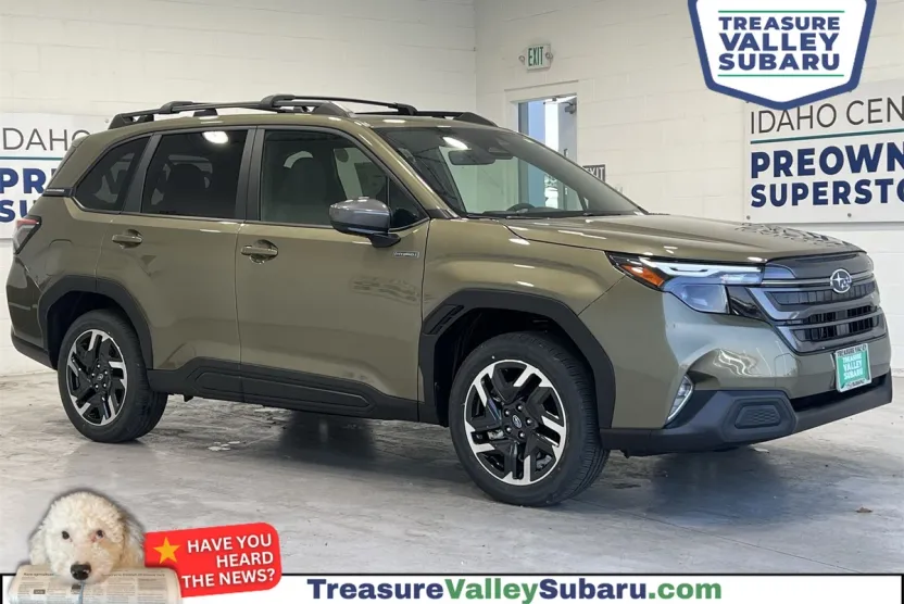 2025 Subaru Forester Premium photo 1
