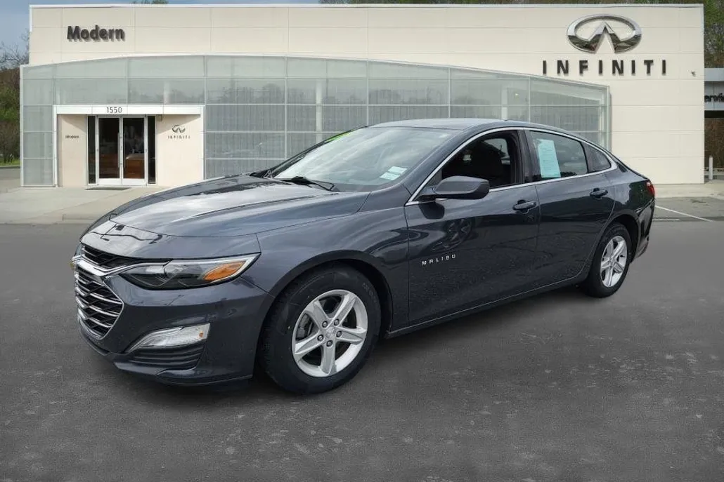 2019 Chevrolet Malibu LS photo 1