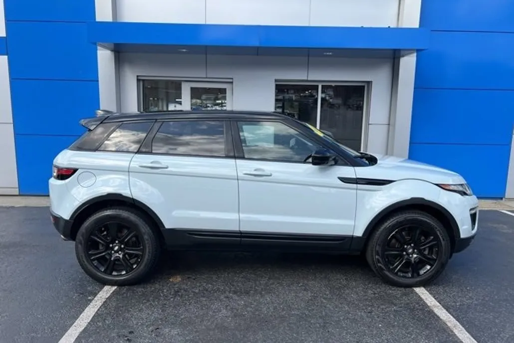 2017 Land Rover Range Rover Evoque SE Premium photo 1