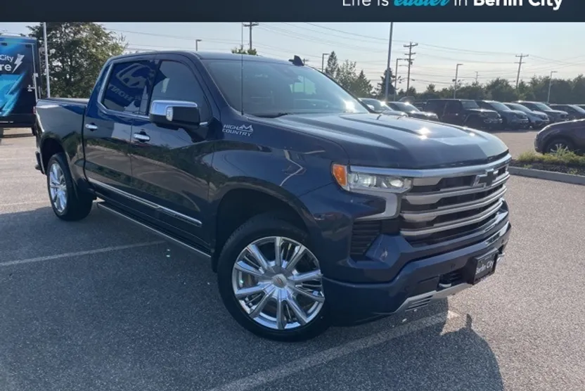 2022 Chevrolet Silverado 1500 High Country photo 1