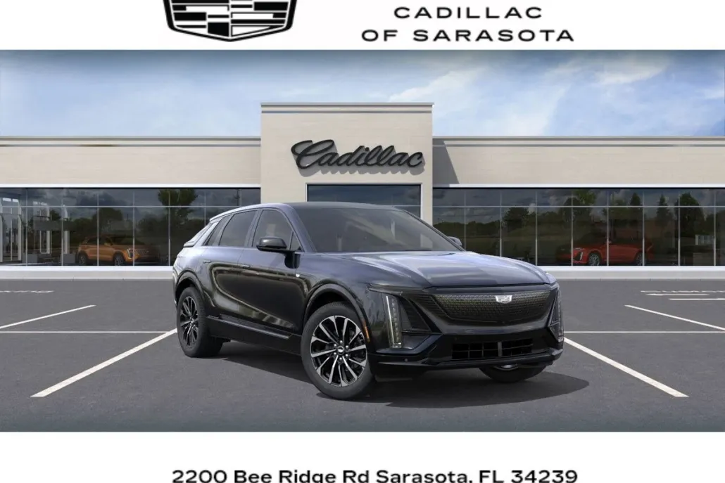 2025 Cadillac Lyriq Sport photo 1