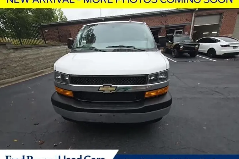 2023 Chevrolet Express 2500 Work Van Cargo photo 1