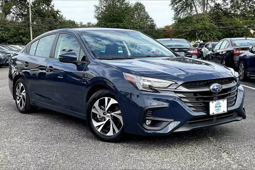 2023 Subaru Legacy Premium photo 1