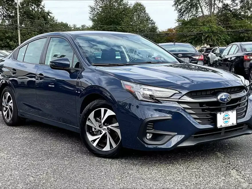2023 Subaru Legacy Premium photo 1