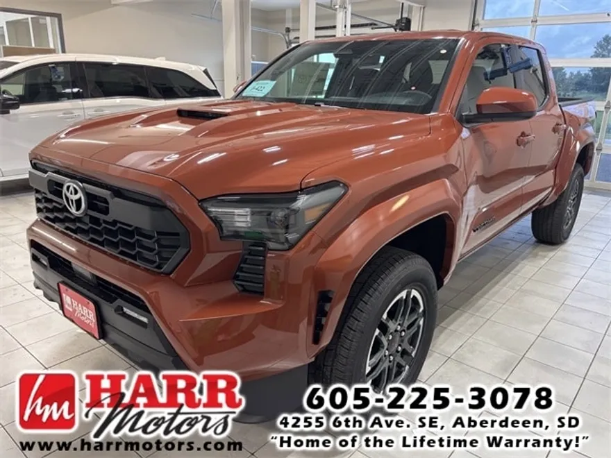 2025 Toyota Tacoma TRD Sport photo 1