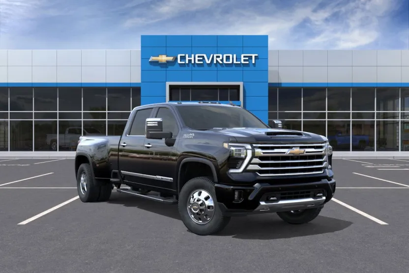 2025 Chevrolet Silverado 3500HD High Country photo 1