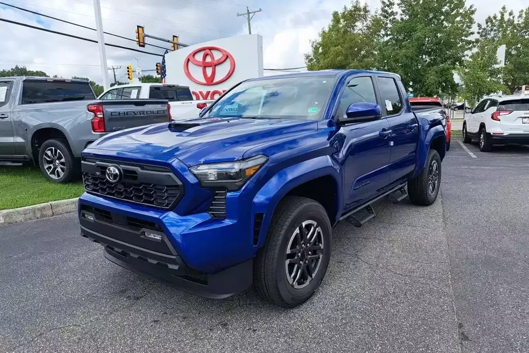 2025 Toyota Tacoma TRD Sport Double Cab photo 1