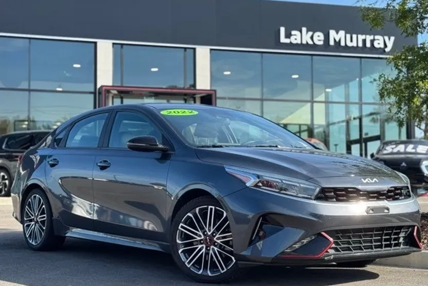 2022 Kia Forte GT photo 1