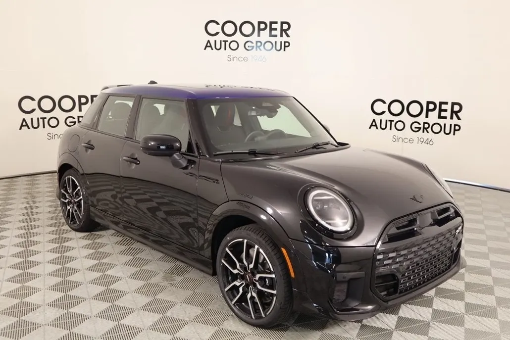 2025 Mini Cooper 4 Door Hardtop S photo 1