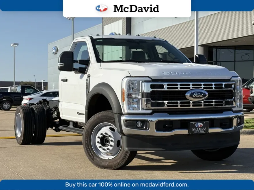 2024 Ford F-600 photo 1