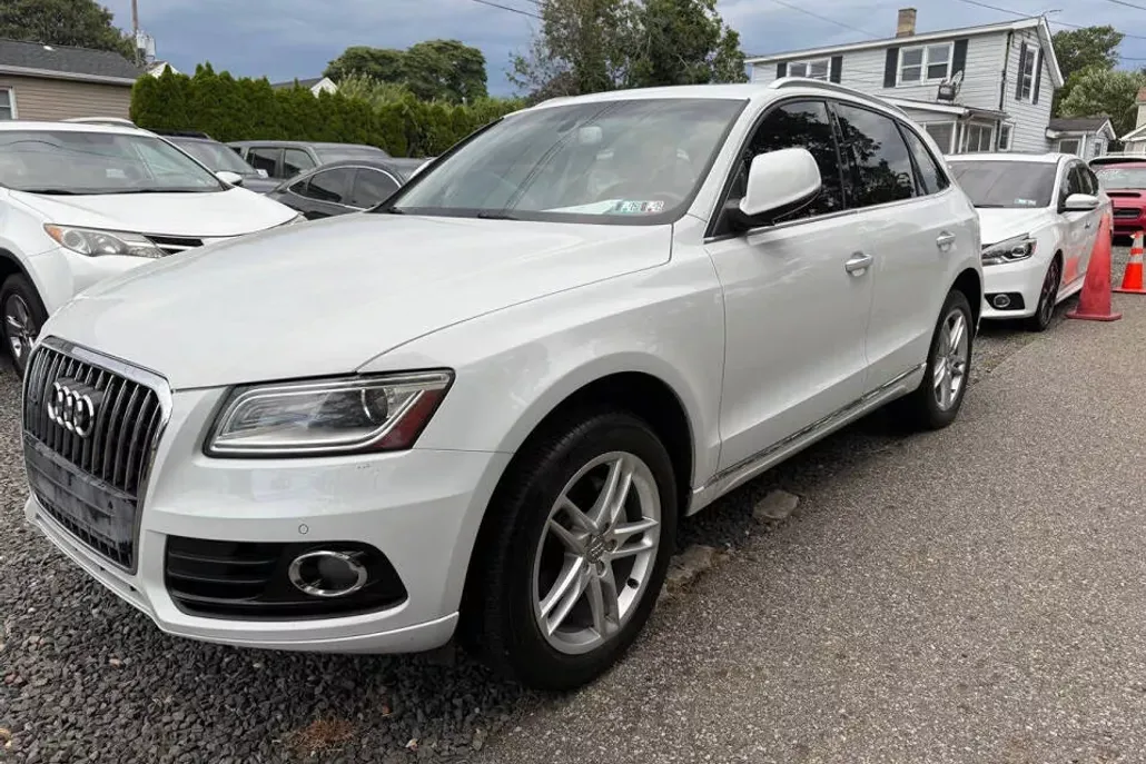 2015 Audi Q5 2.0T Premium Plus photo 1