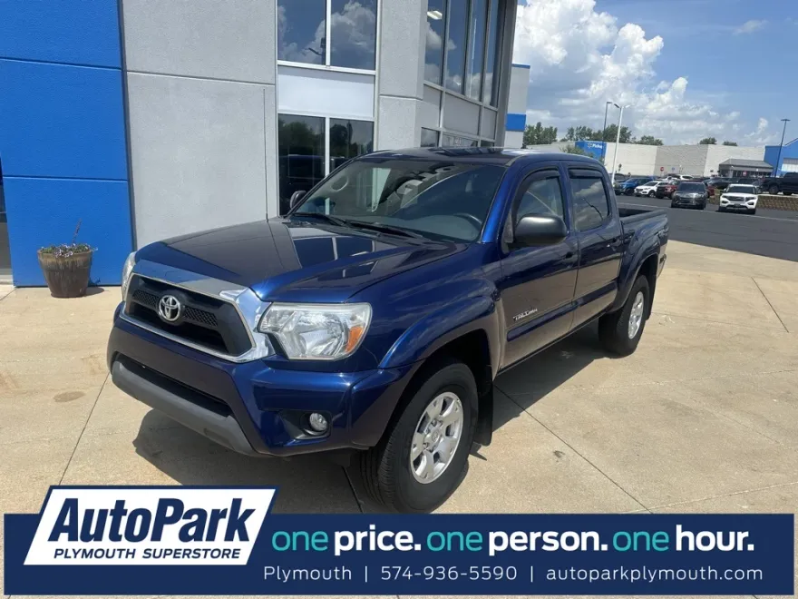 2015 Toyota Tacoma Base V6 photo 1