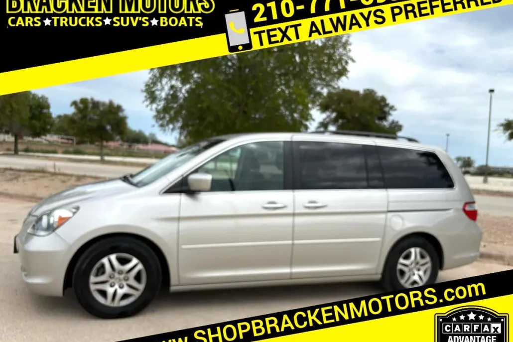 2005 Honda Odyssey EX photo 1