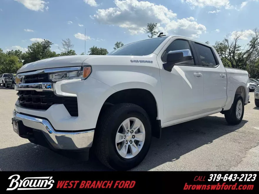 2024 Chevrolet Silverado 1500 LT photo 1