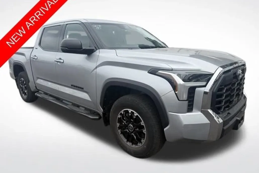 2022 Toyota Tundra SR5 photo 1