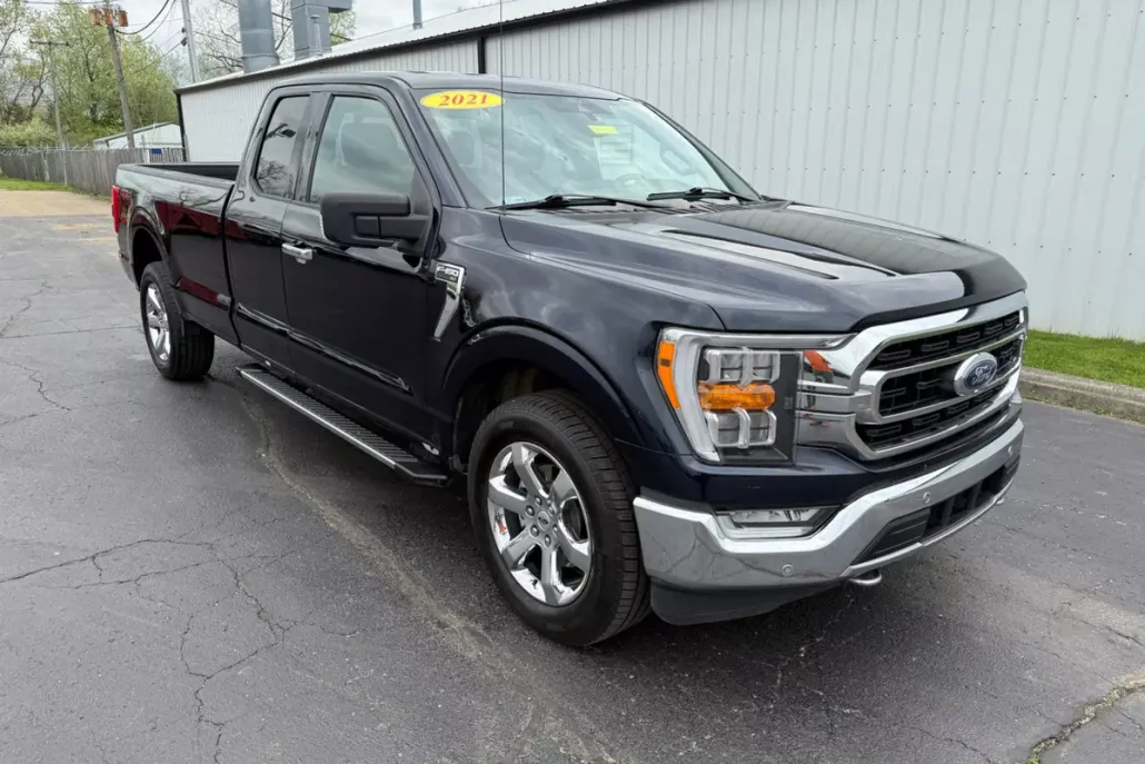 2021 Ford F-150 XLT photo 1