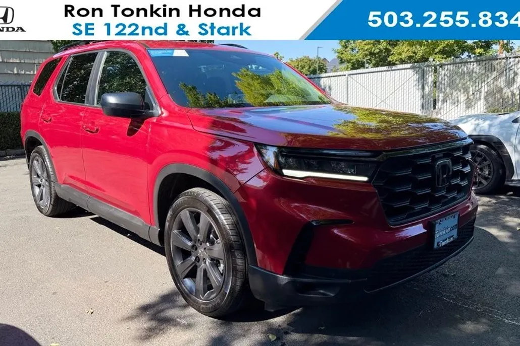2025 Honda Pilot Sport photo 1