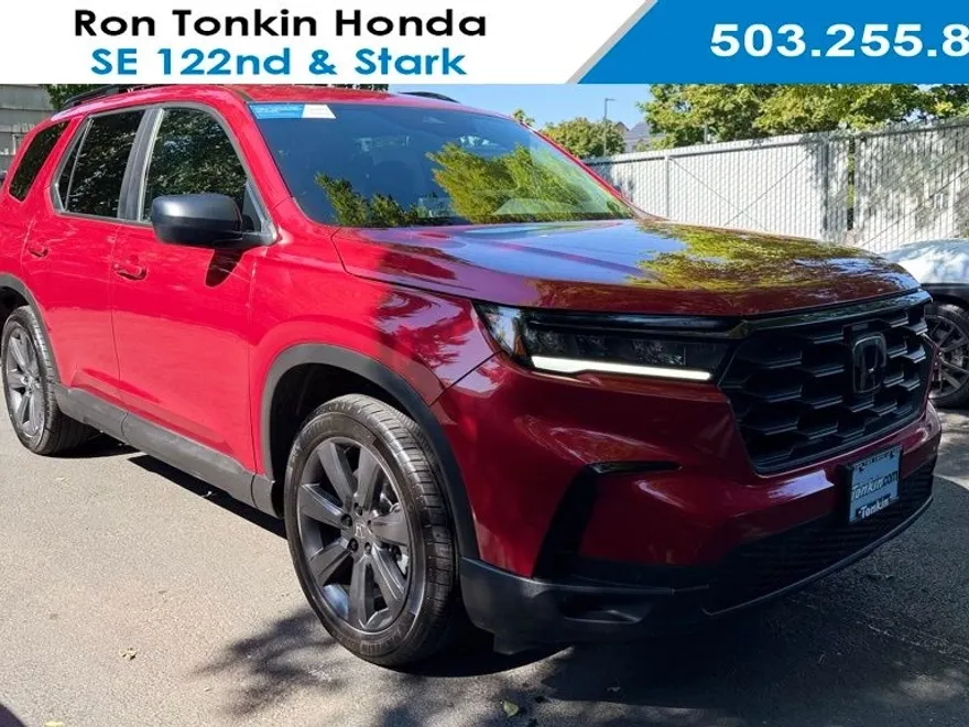 2025 Honda Pilot Sport photo 1