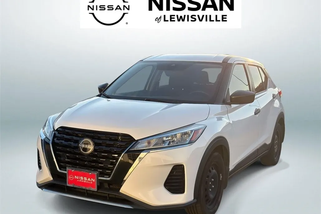 2022 Nissan Kicks S photo 1