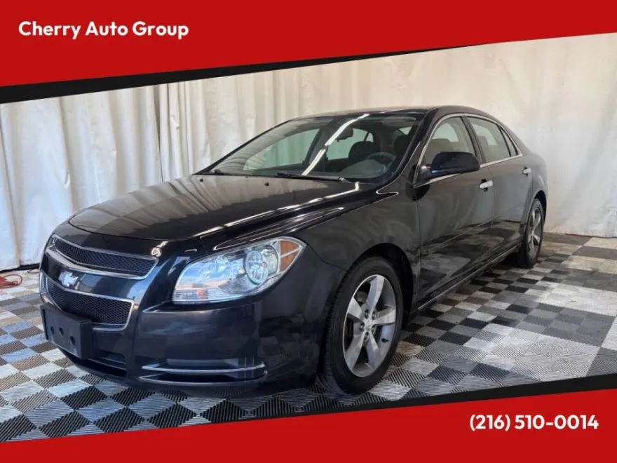 2012 Chevrolet Malibu 1LT photo 1