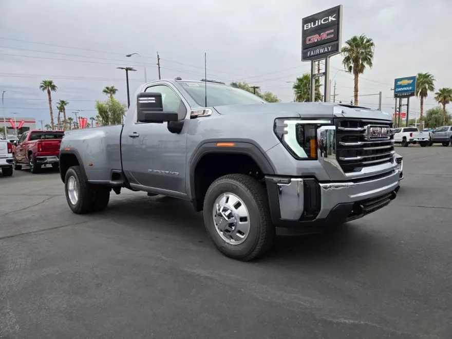 2025 Gmc Sierra 3500 HD SLE photo 1
