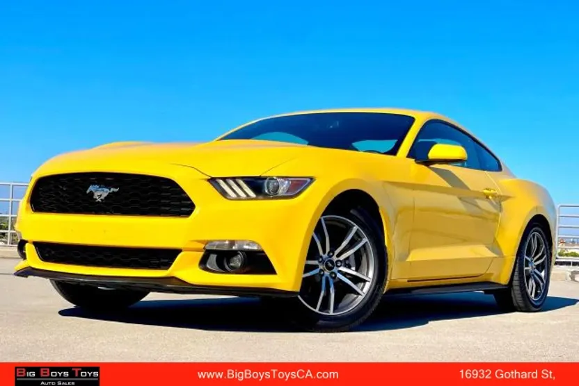2016 Ford Mustang EcoBoost photo 1