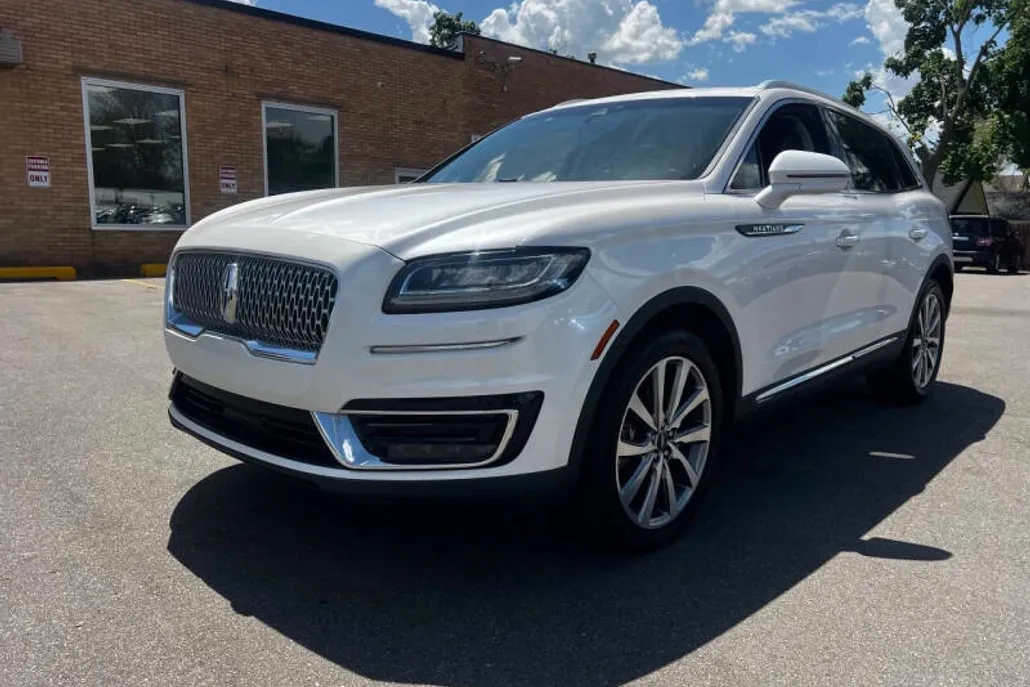 2019 Lincoln Nautilus Select photo 1