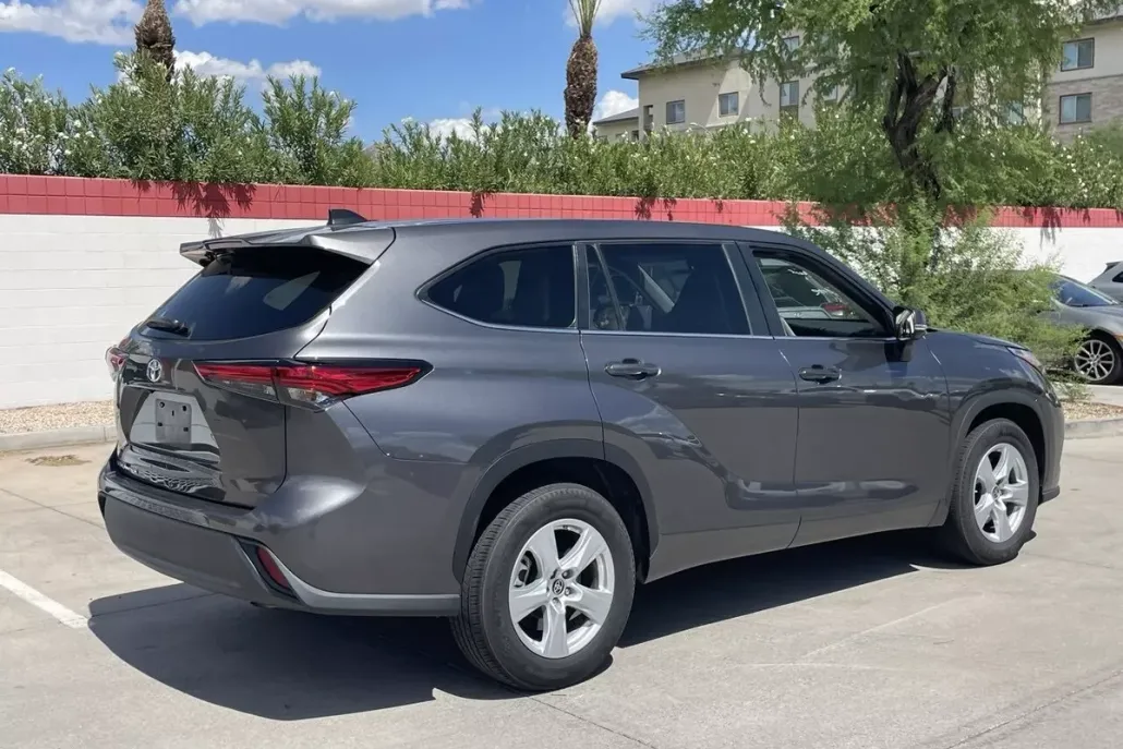 2023 Toyota Highlander Limited Platinum XLE XSE photo 1