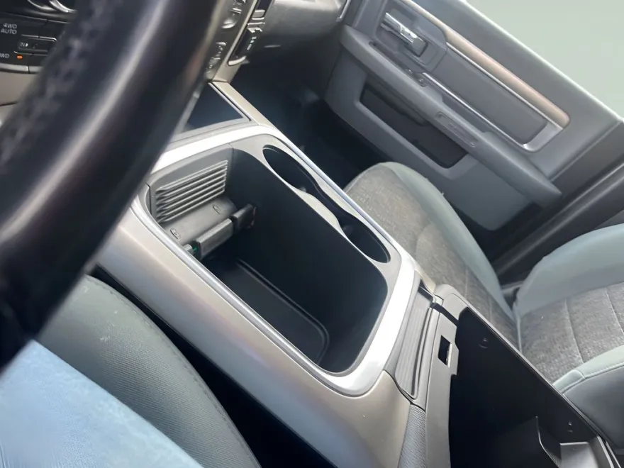 2016 Ram 1500 Big Horn photo 1
