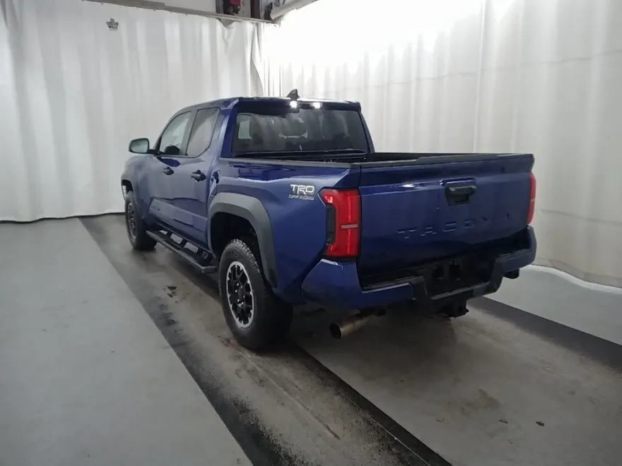 2025 Toyota Tacoma TRD Off-Road photo 1