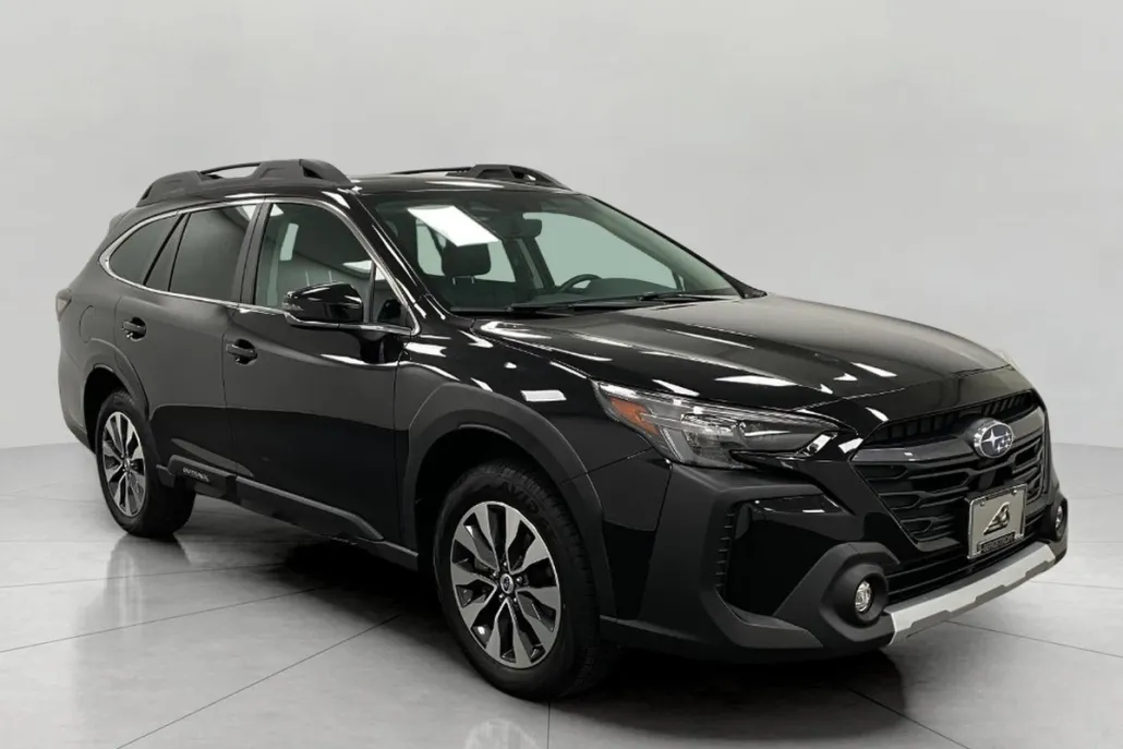 2024 Subaru Outback Limited photo 1